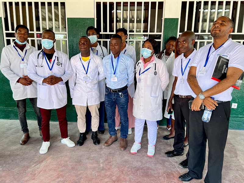 Healthcare team at the Breakthrough T1D-supported clinic in Nhamatanda, Mozambique 